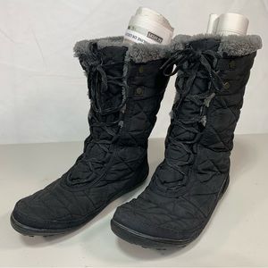 COLUMBIA WOMEN’S MINX MID II OMNI-HEAT BOOTS - BLACK, CHARCOAL size US9.5 UK7.5